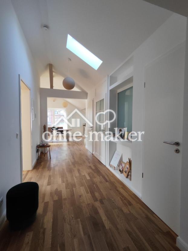 Flur, Blick aus dem Bad