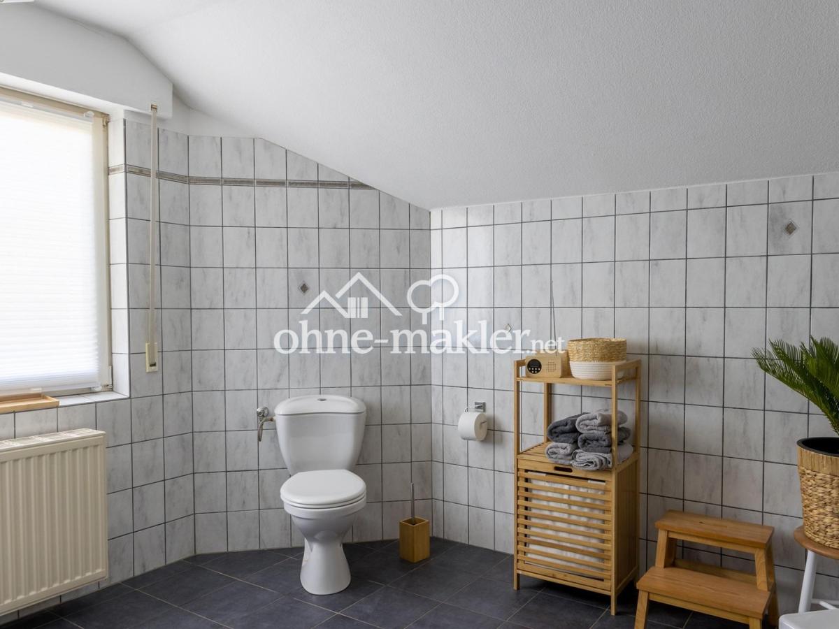 Besonders großes Badezimmer