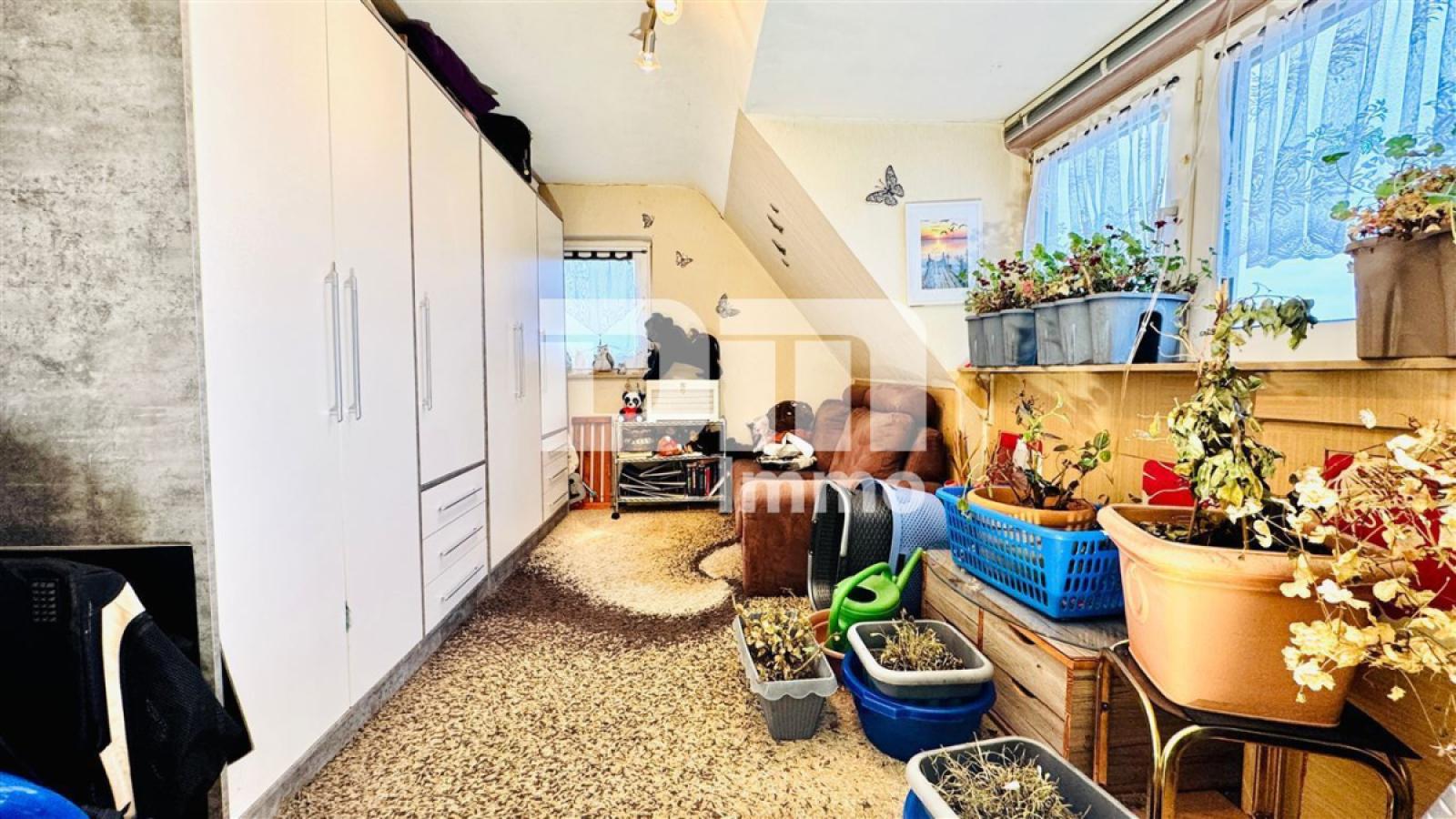 OG / DG Schlafzimmer / Kind 2