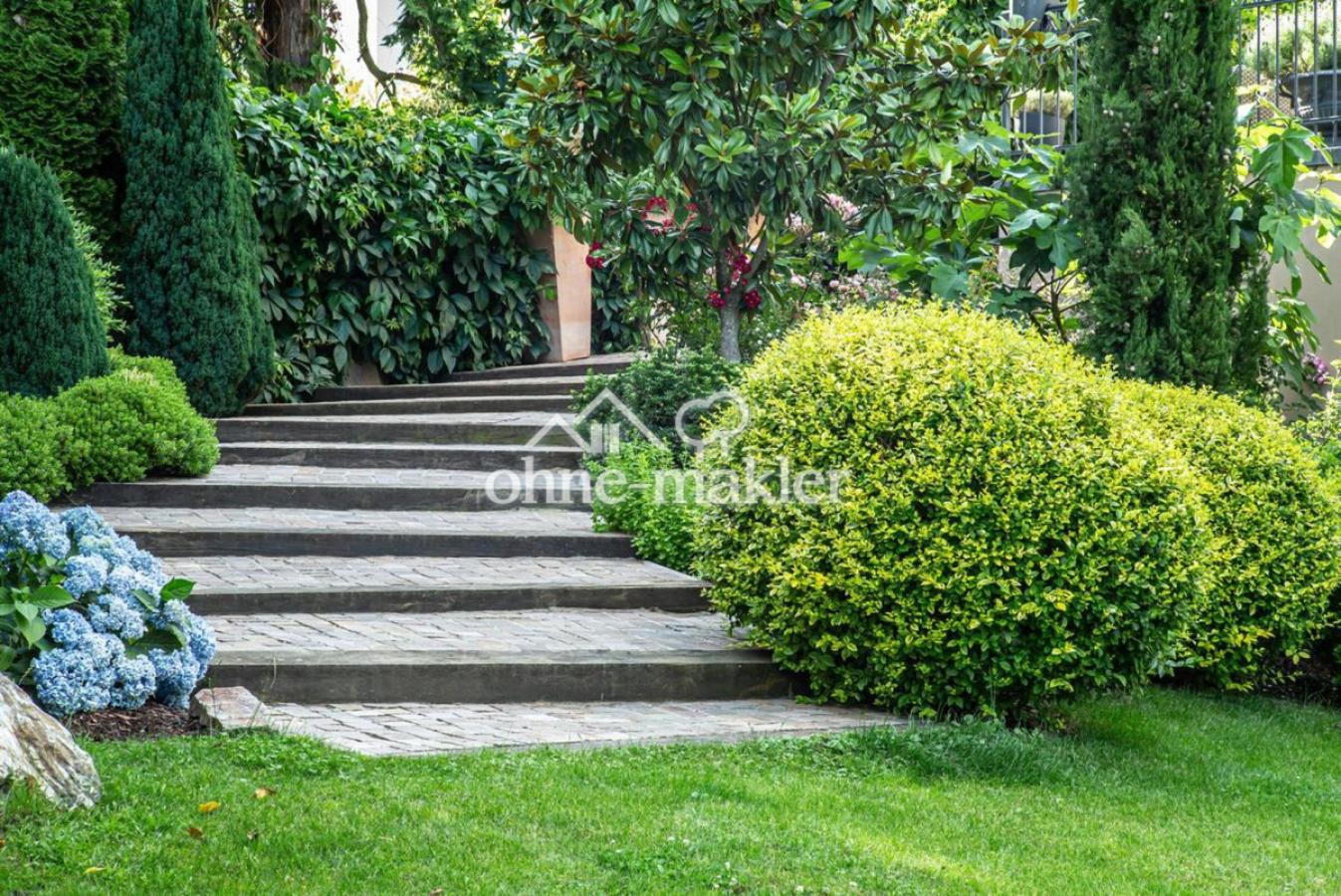 Treppe vom Esszimmer