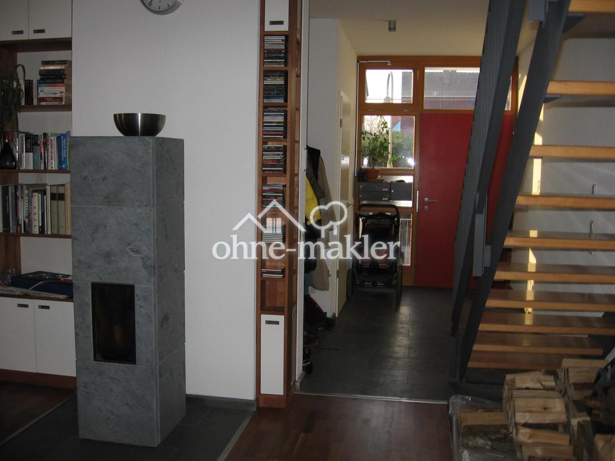 Kaminofen und Eingang