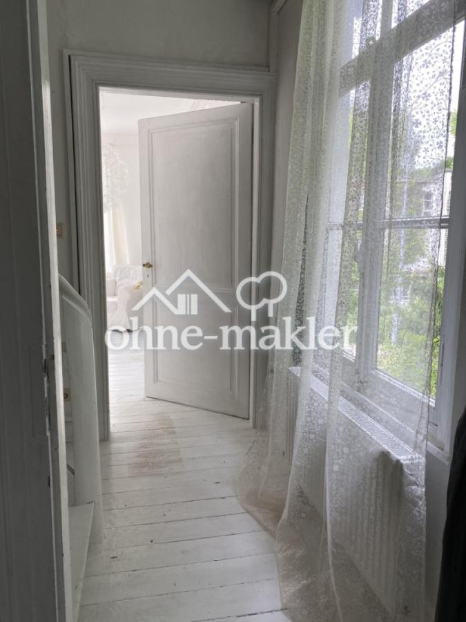 aus der Küche zum Flur, 1.OG