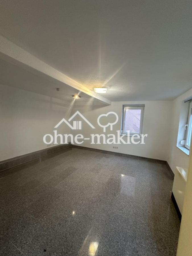 EG Büro/ Schlafzimmer