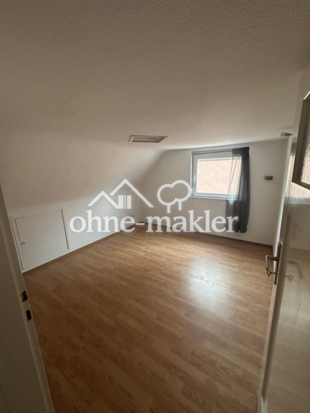 2. OG 1. Schlafzimmer