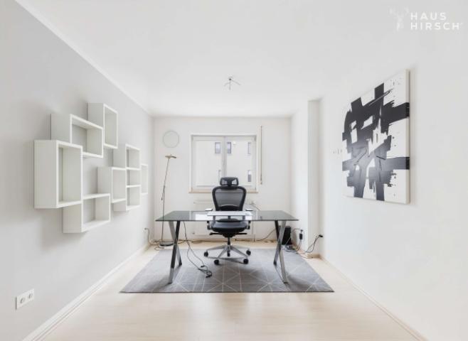 Arbeitszimmer Möbliert