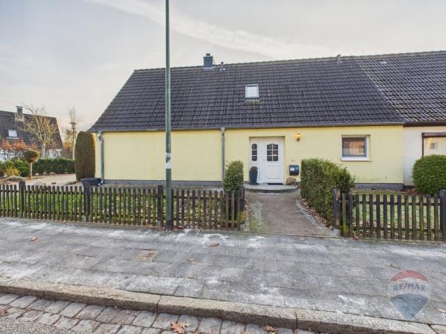 Hausansicht von der Straße