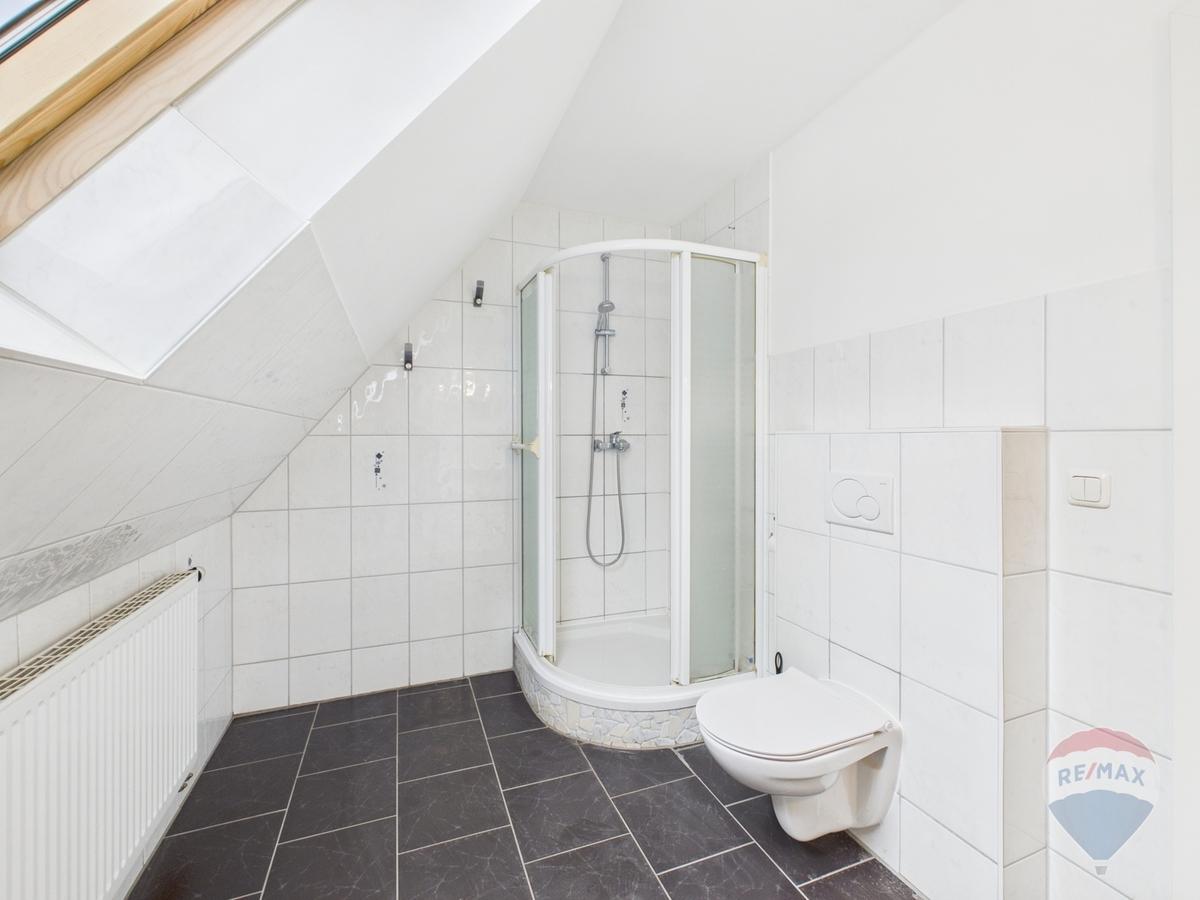 Badezimmer im Obergeschoss