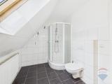 Badezimmer im Obergeschoss