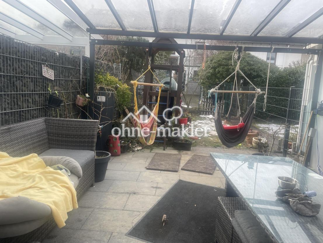 Terrasse mit Baldachin 