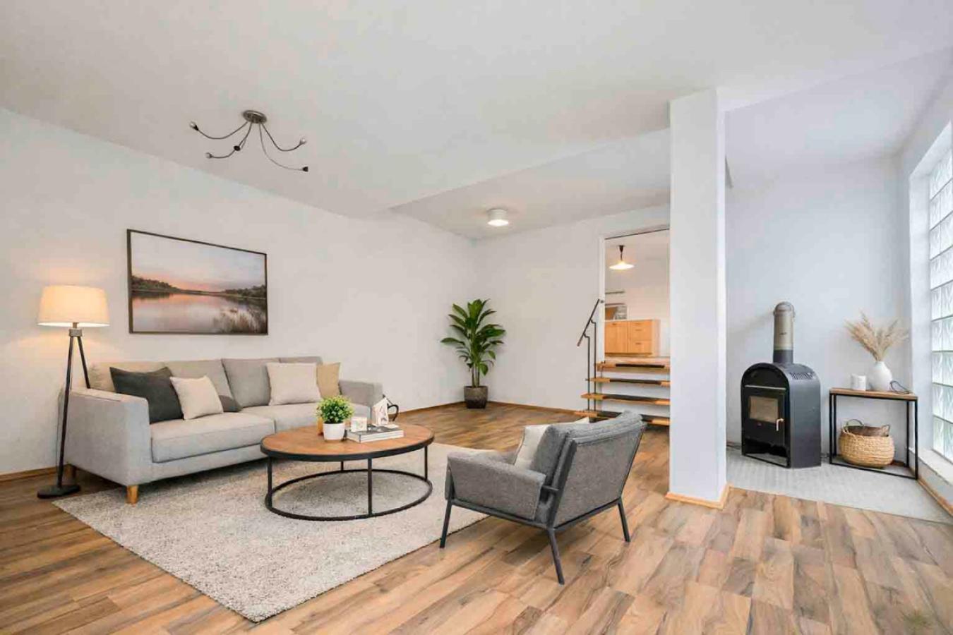 Wohnzimmer EG (digital gestaged)