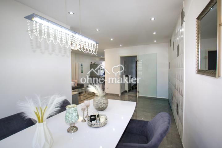 Wohnzimmer/Essbereich