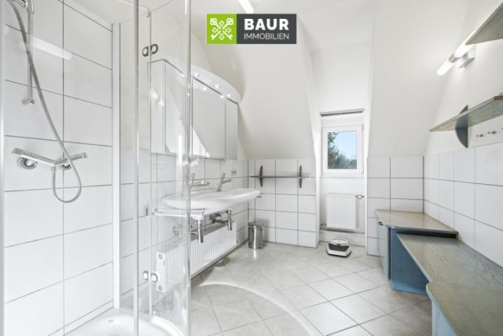 Badezimmer 1 DG