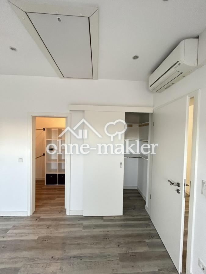 Begehbarer Kleiderschrank