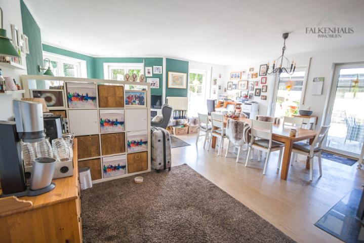 Erdgeschoss - Blick in den Wohn- und Essraum