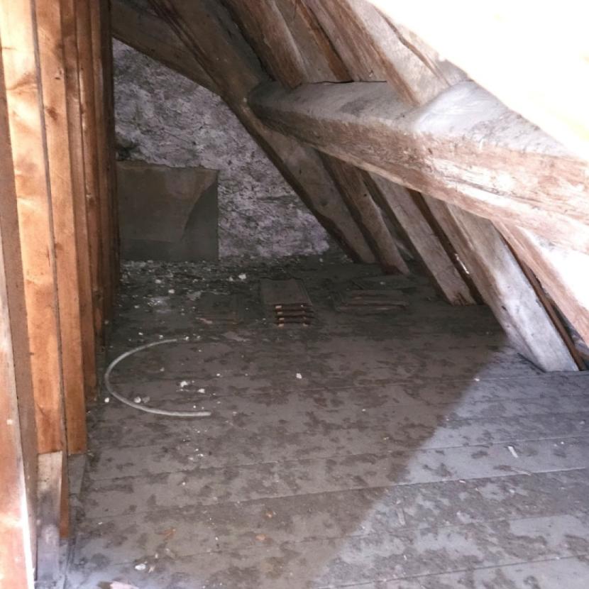 35 Dachboden Bild 5