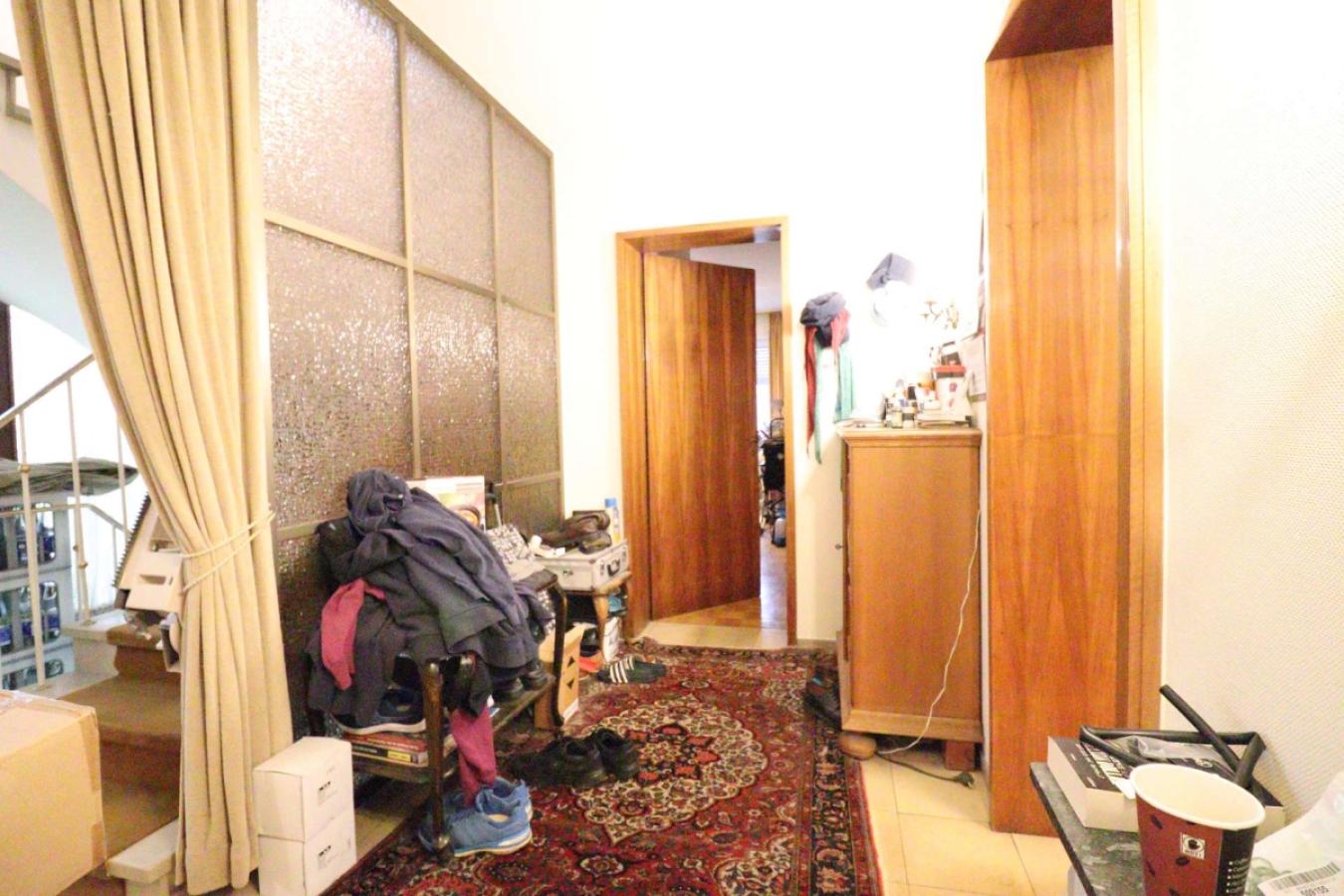 EG - Flur - zum Schlafbereich