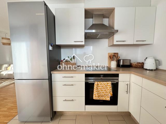 Küche + Kühlschrank