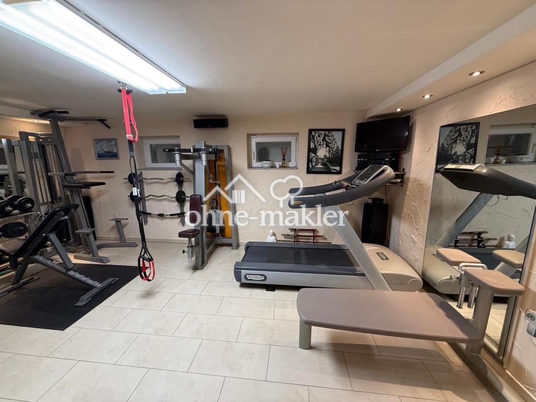 Keller Fitnessraum 