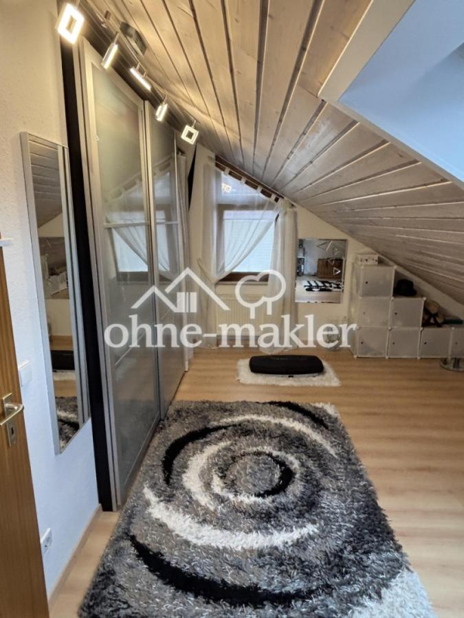 DG Zimmer, Ankleide-Arbeitsz.