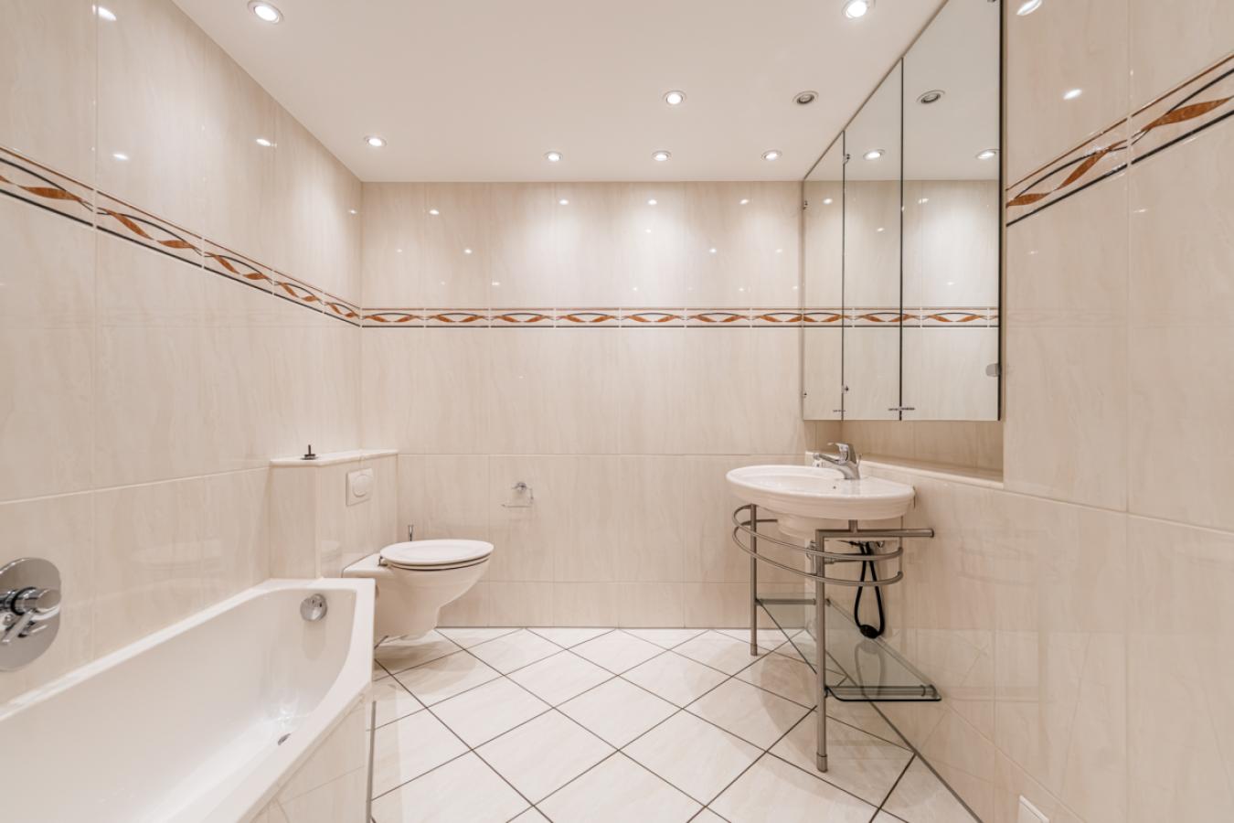 Badezimmer I