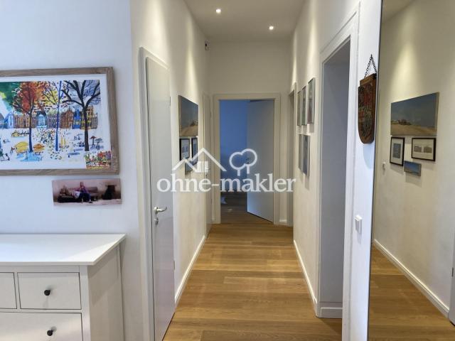 Diele (Blick vom Eingang)