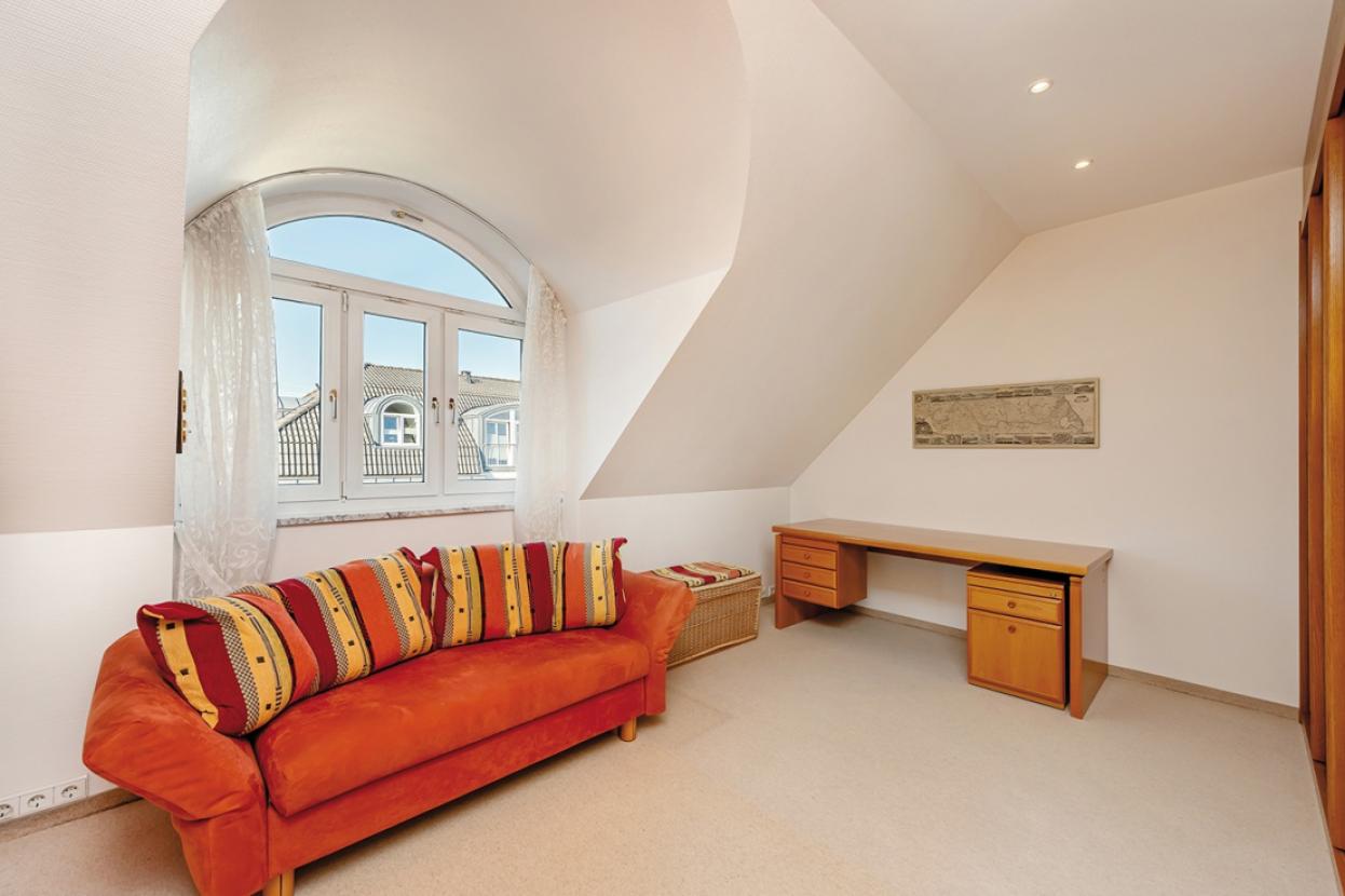 Schlafzimmer 2 im Dachgeschoss