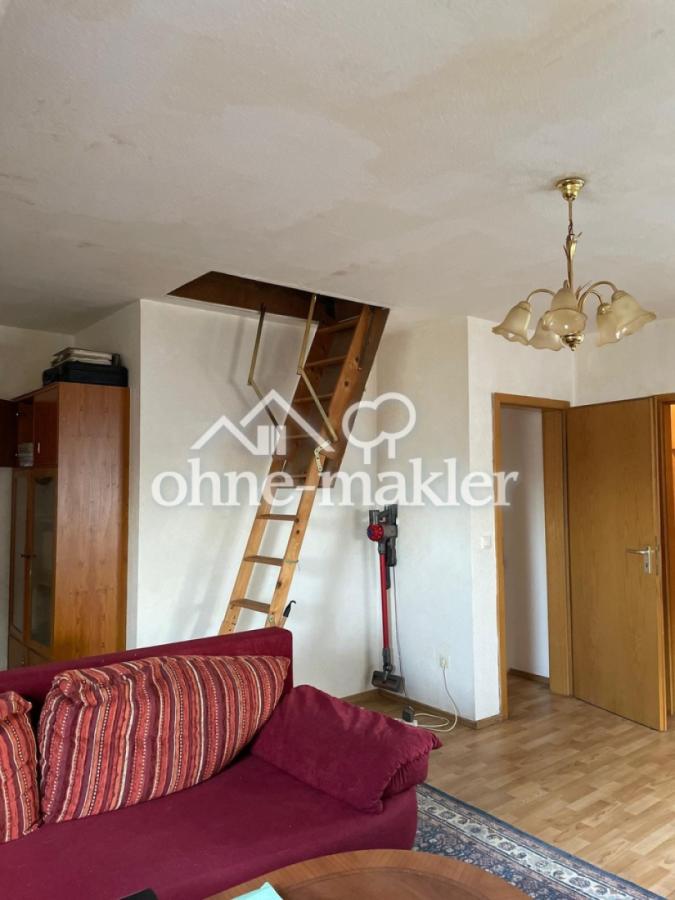 Zugang zum Spitzdach