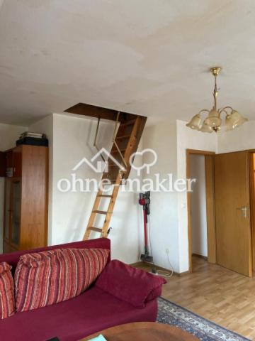 Zugang zum Spitzdach