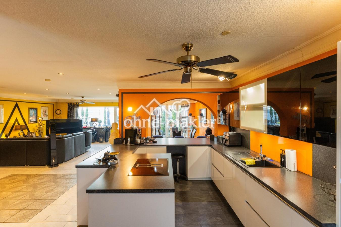 Küche Blick Wohnzimmer Esszi.