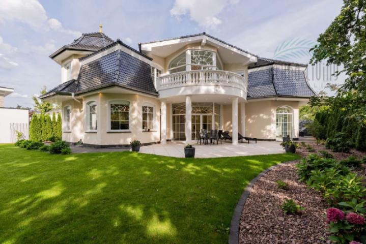 Hausansicht (hinten)