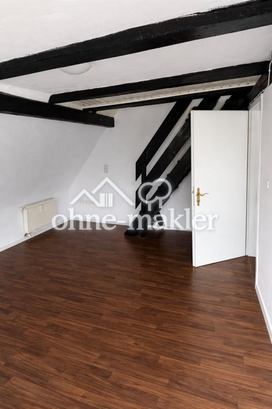 Schlaf- / Wohnzimmer 1