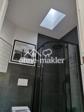 Badezimmer mit Tageslicht