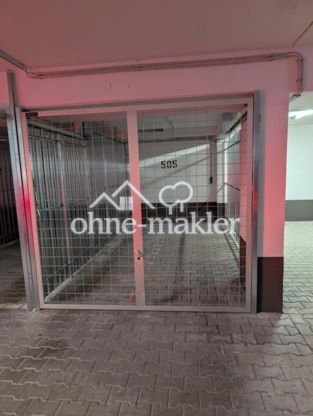 Garagenbox/Stellplatz