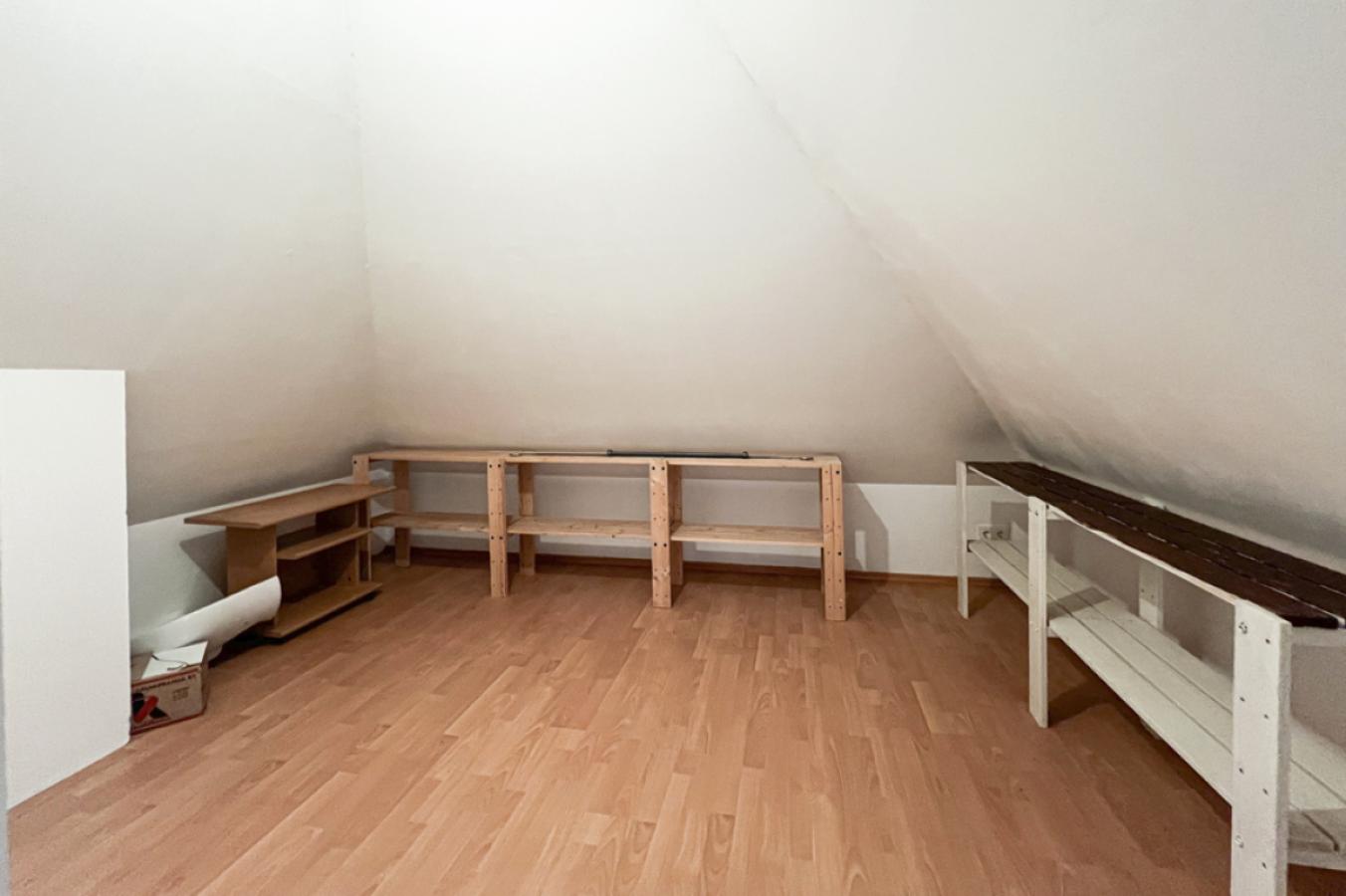 Großer Wandschrank bzw. Lagerraum