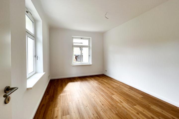 Schlafzimmer hinter der Küche