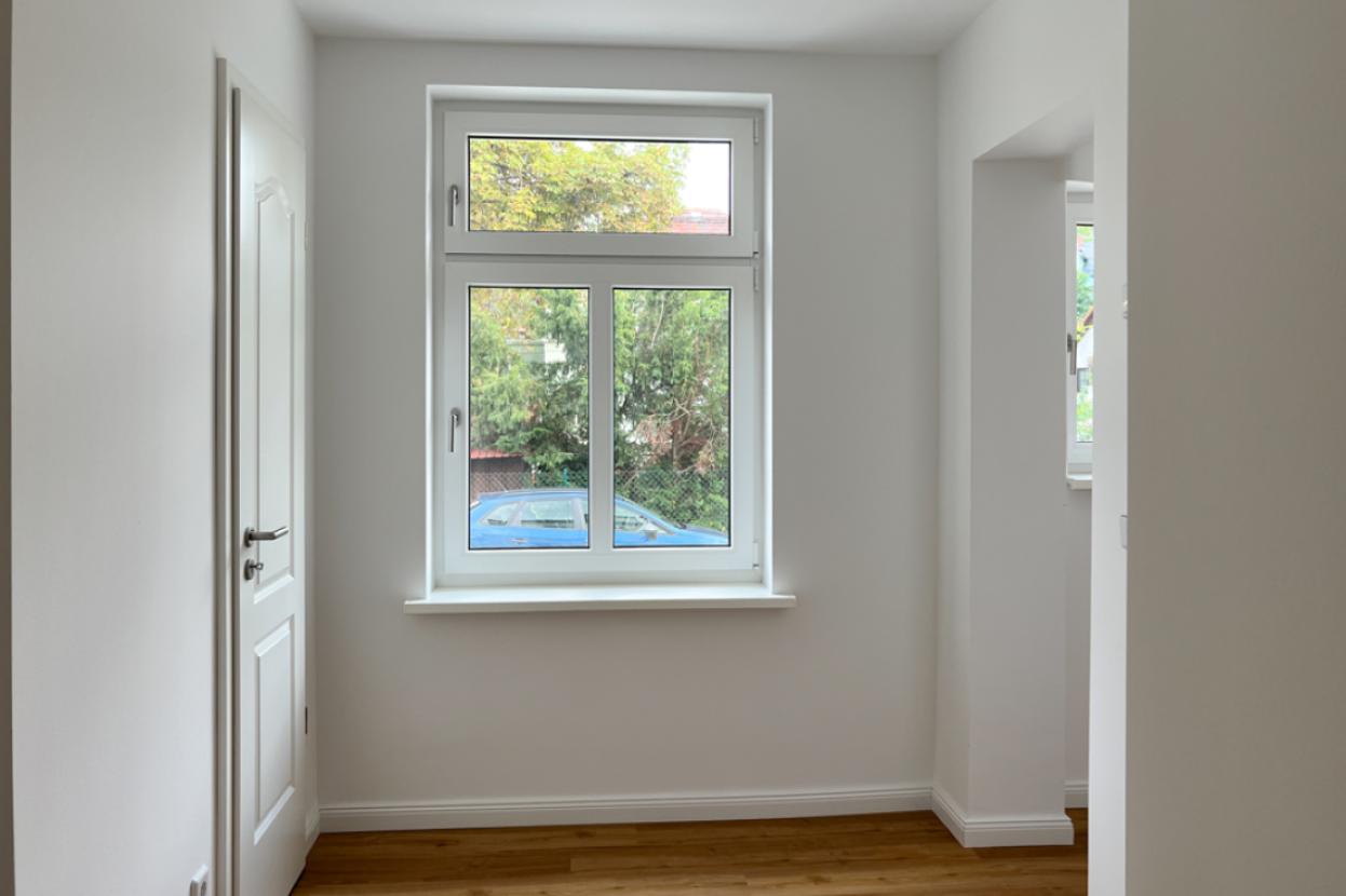 Hinterer Flur mit Speisekammer