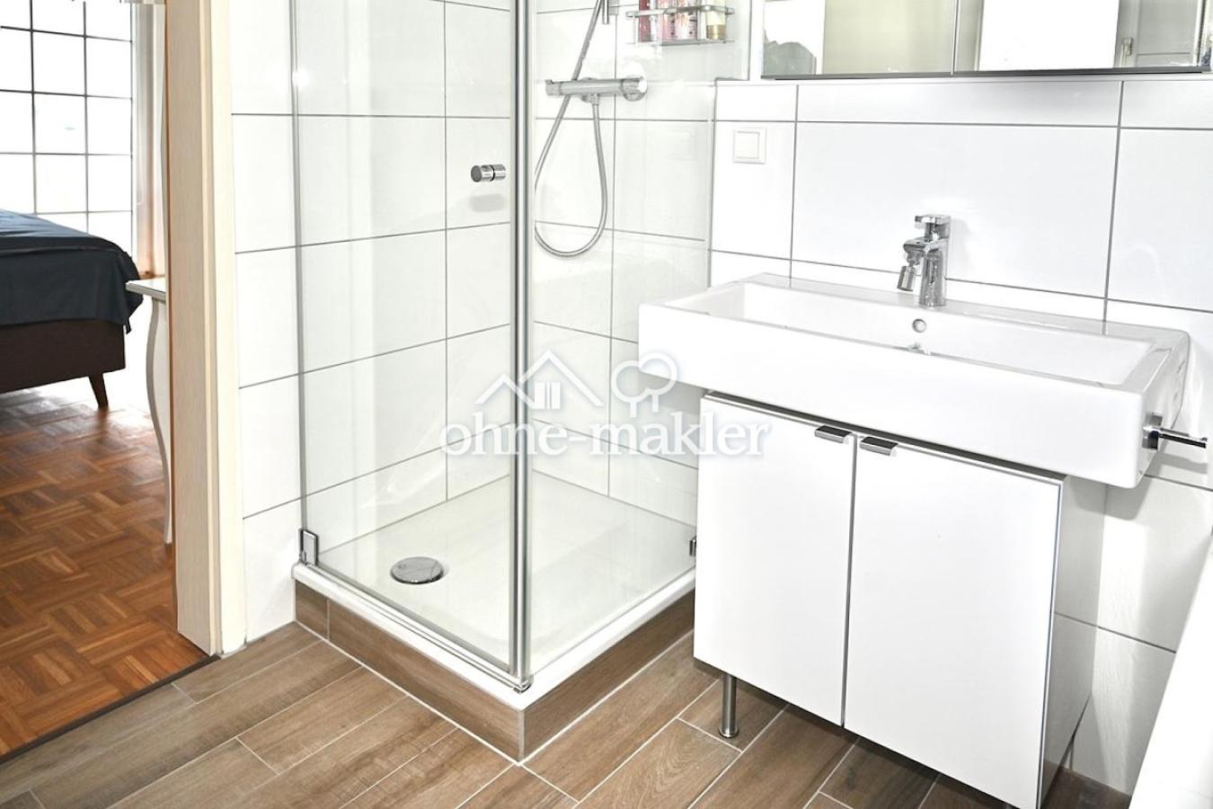 Masterbad mit Dusche