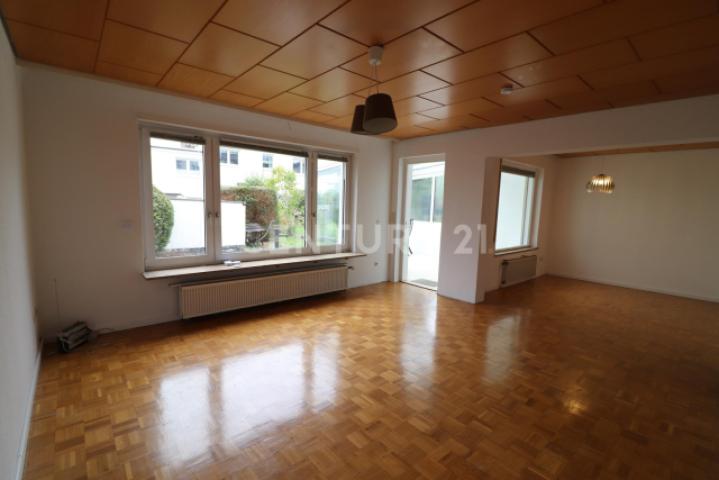 Wohn- und Esszimmer IST