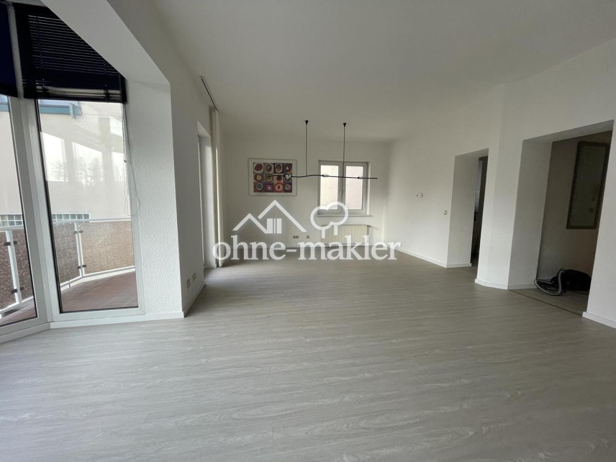 Wohnzimmer Süd/Westseitig