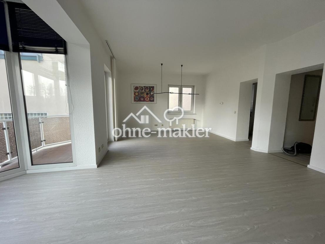 Wohnzimmer Süd/Westseitig