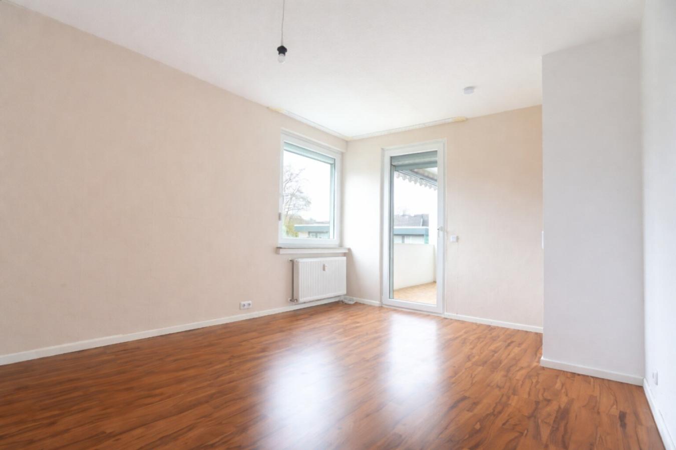 Schlafzimmer mit Loggiazugang