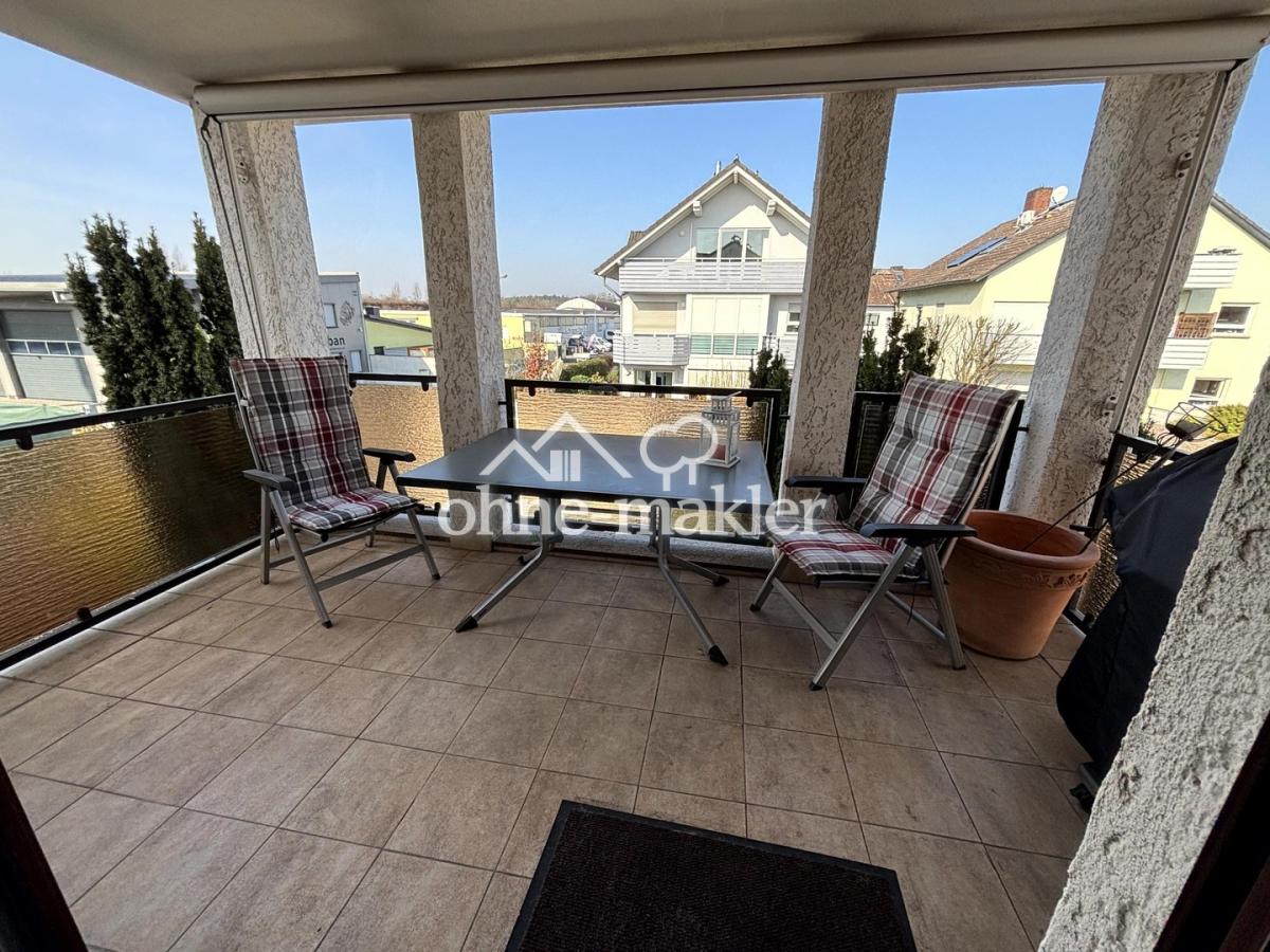 1. OG, überdachter Balkon
