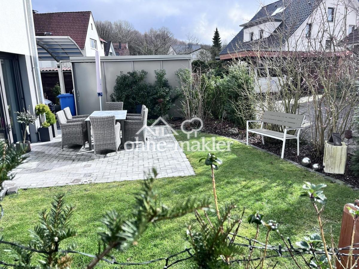 Garten mit Terrasse