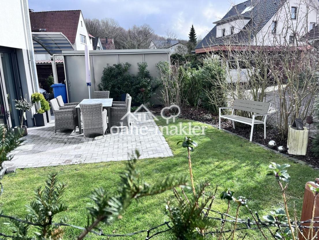 Garten mit Terrasse