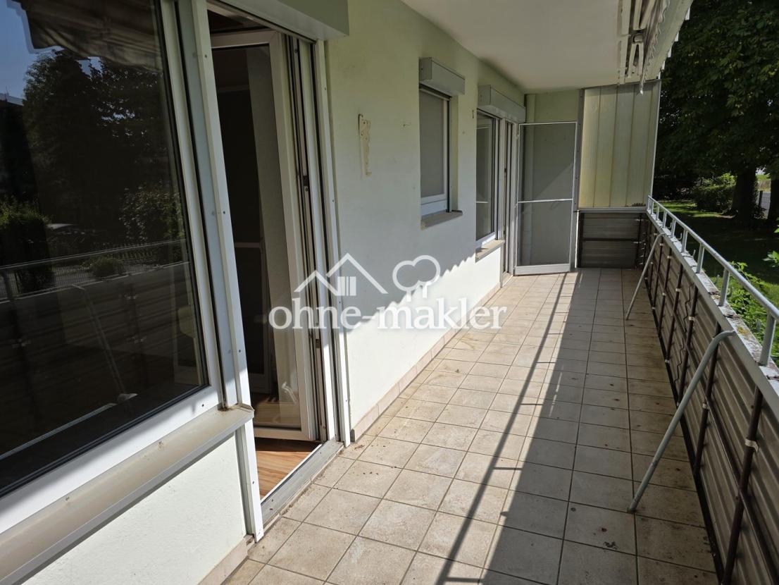 Balkon mit 2 Zugängen