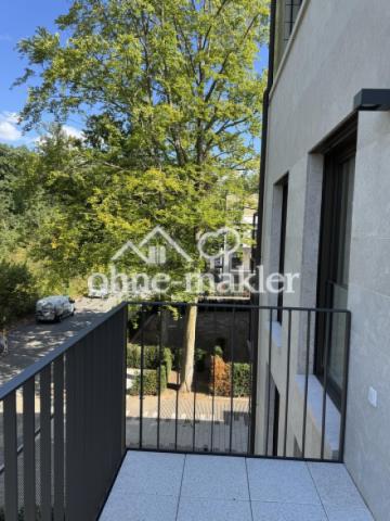 Ausblick Balkon zur Straße