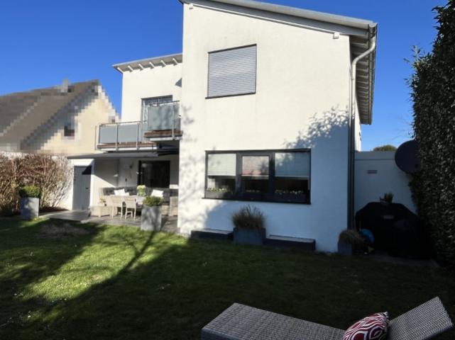 Rückwärtige Ansicht 6