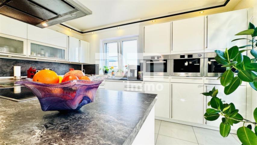 EG Offener Küchenbereich / Einbauküche