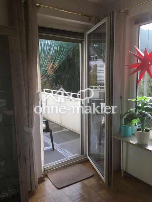 Wohnzimmer zum Balkon