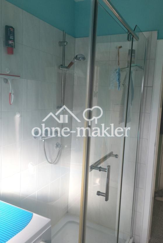 Bad mit gr.ebenerdiger Dusche